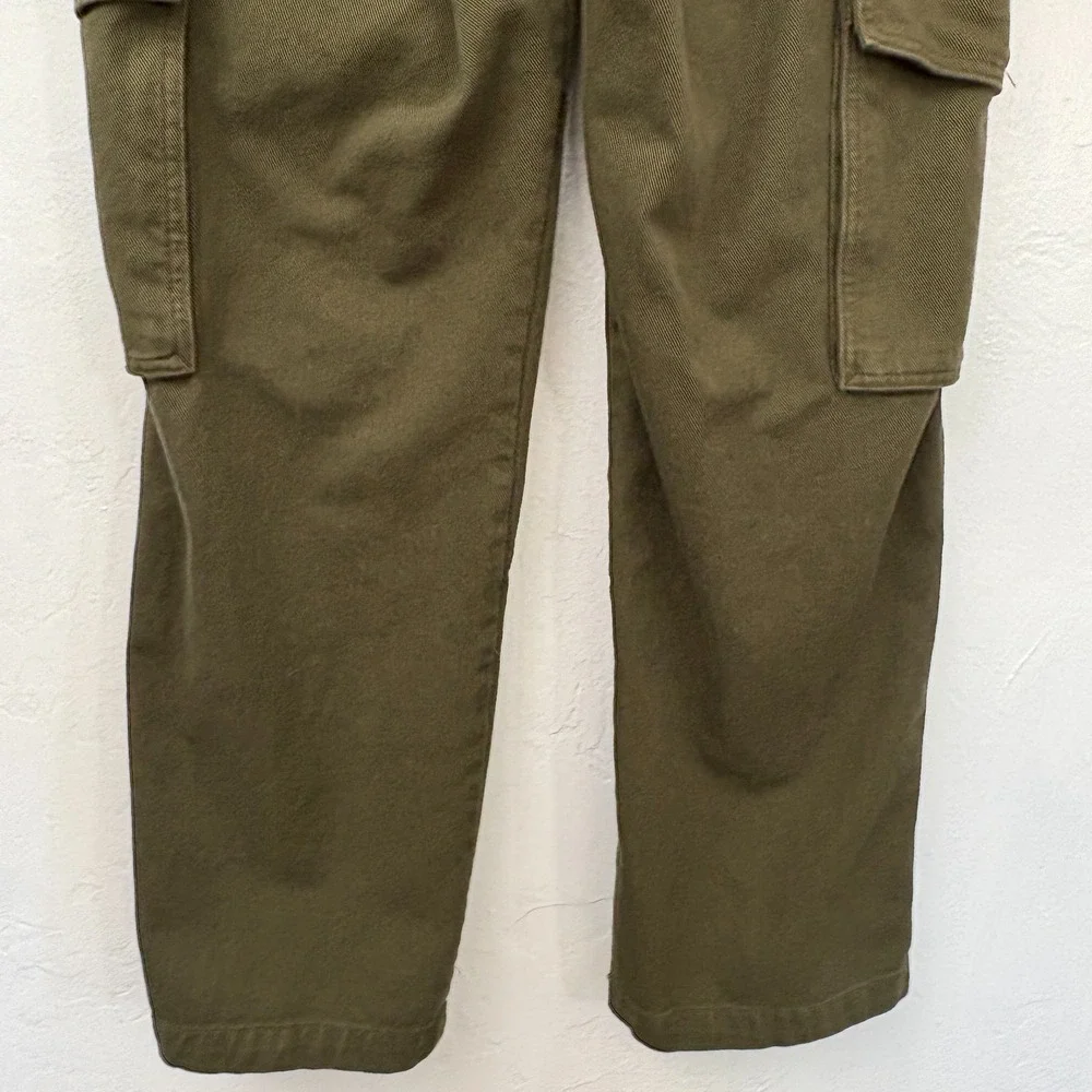 Aritzia TNA Highway Cargo Pants Women Size 6 Olive Green Cotton